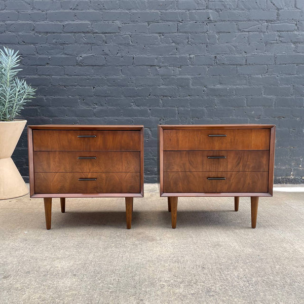 Pair of Vintage Mid-Century Modern Walnut Night Stands by Lane Furniture, c.1960’s