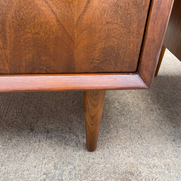 Pair of Vintage Mid-Century Modern Walnut Night Stands by Lane Furniture, c.1960’s