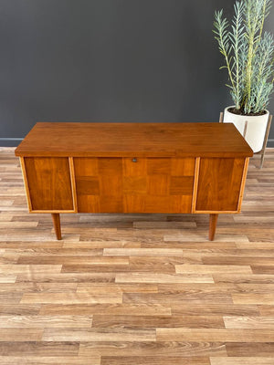 Vintage Mid-Century Modern Trunk Chest Box by Lane, c.1960’s
