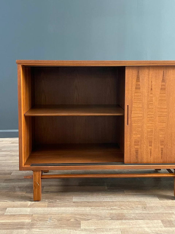 Mid-Century Modern Sculpted Walnut Credenza by Henredon Heritage, c.1960’s