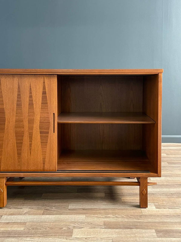 Mid-Century Modern Sculpted Walnut Credenza by Henredon Heritage, c.1960’s