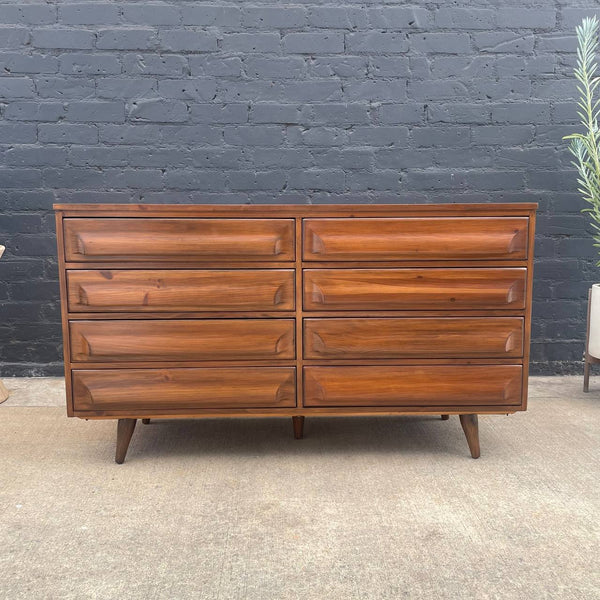 Mid-Century Modern 8-Drawer Dresser, c.1960’s