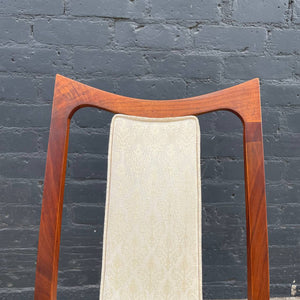 Set of 6 Mid-Century Modern Walnut Dining Chairs by John Kapel, c.1960’s