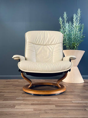Ekornes Stressless Beige Leather Reclining Swivel Lounge Chair