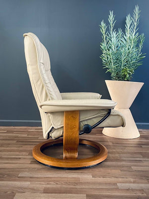 Ekornes Stressless Beige Leather Reclining Swivel Lounge Chair