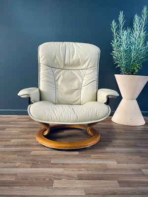 Ekornes Stressless Beige Leather Reclining Swivel Lounge Chair