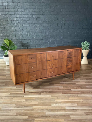 Mid-Century Modern Walnut 9-Drawer Dresser, c.1960’s