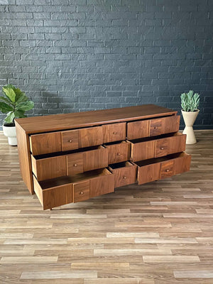 Mid-Century Modern Walnut 9-Drawer Dresser, c.1960’s