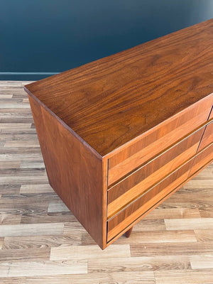 Mid-Century Modern Walnut 9-Drawer Dresser, c.1960’s