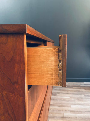 Mid-Century Modern Walnut 9-Drawer Dresser, c.1960’s