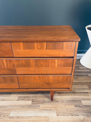 Mid-Century Modern Walnut 9-Drawer Dresser, c.1960’s