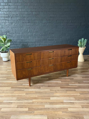 Mid-Century Modern Walnut 9-Drawer Dresser, c.1960’s