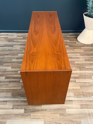 Vintage Danish Modern Teak 6-Drawer Dresser