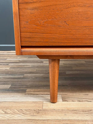 Vintage Danish Modern Teak 6-Drawer Dresser