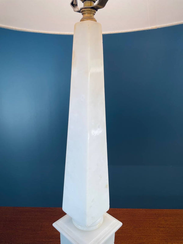 Pair of Italian Neoclassical Obelisk Shaped Alabaster Marble Lamps, c.1940’s