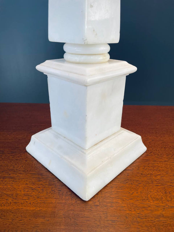 Pair of Italian Neoclassical Obelisk Shaped Alabaster Marble Lamps, c.1940’s