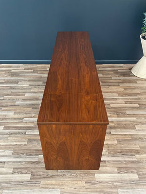 Mid-Century Modern 9-Drawer Walnut Dresser, c.1960’s