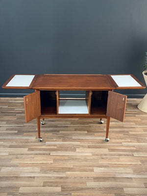 Mid-Century Modern Expanding Rolling Serving Bar Cart, c.1960’s