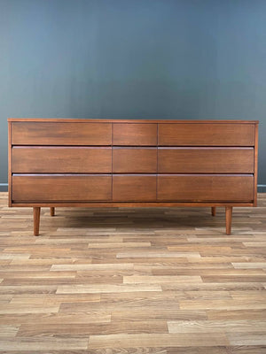 Mid-Century Modern Walnut 9-Drawer Dresser, c.1950’s