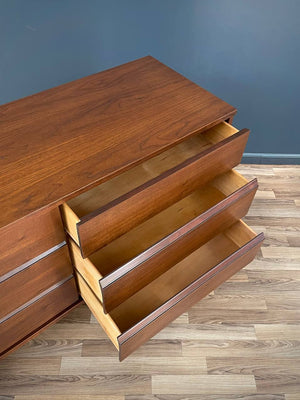 Mid-Century Modern Walnut 9-Drawer Dresser, c.1950’s