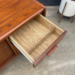 Mid-Century Modern Walnut Credenza, c.1970’s