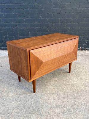 Mid-Century Modern Walnut Liquor Cabinet Credenza, c.1950’s