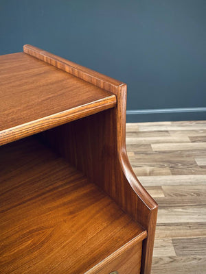 Pair of Mid-Century Modern Sculpted Night Stands by Stanley, c.1960’s