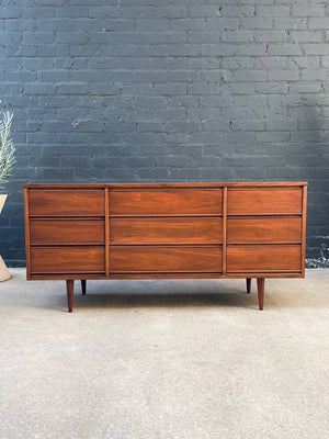 Mid-Century Modern 9-Drawer Walnut Dresser by Dixie Furniture, c.1960’s