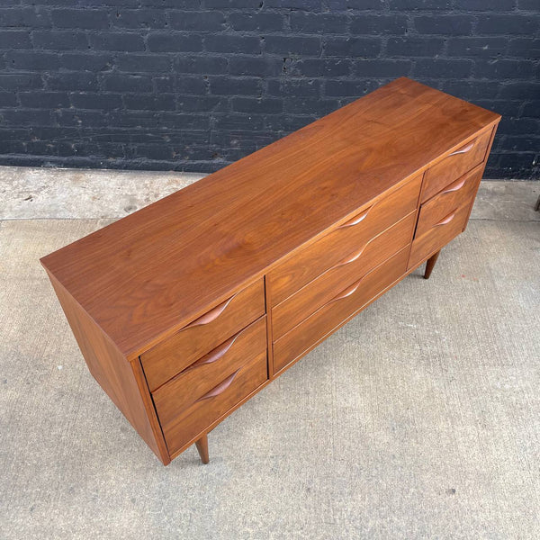 Mid-Century Modern 9-Drawer Walnut Dresser, c.1960’s