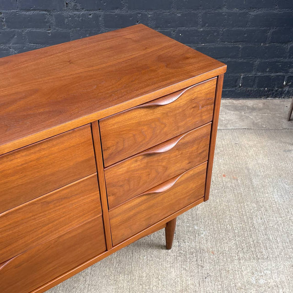 Mid-Century Modern 9-Drawer Walnut Dresser, c.1960’s