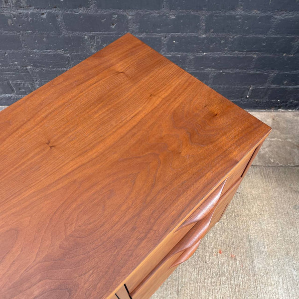 Mid-Century Modern 9-Drawer Walnut Dresser, c.1960’s