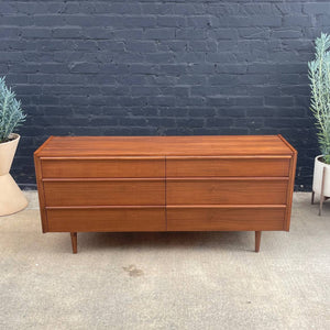 Vintage Mid-Century Modern 9-Drawer Walnut Dresser, c.1960’s