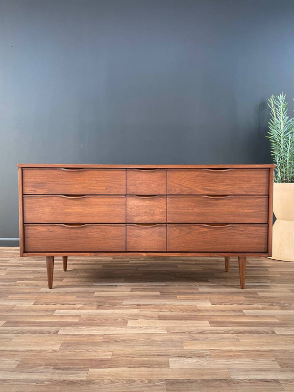 Mid-Century Modern Walnut 9-Drawer Dresser, c.1950’s