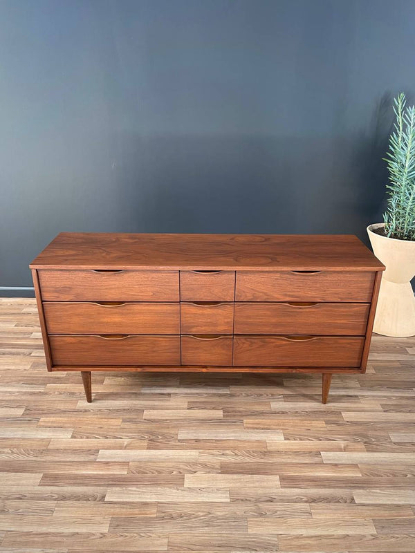 Mid-Century Modern Walnut 9-Drawer Dresser, c.1950’s