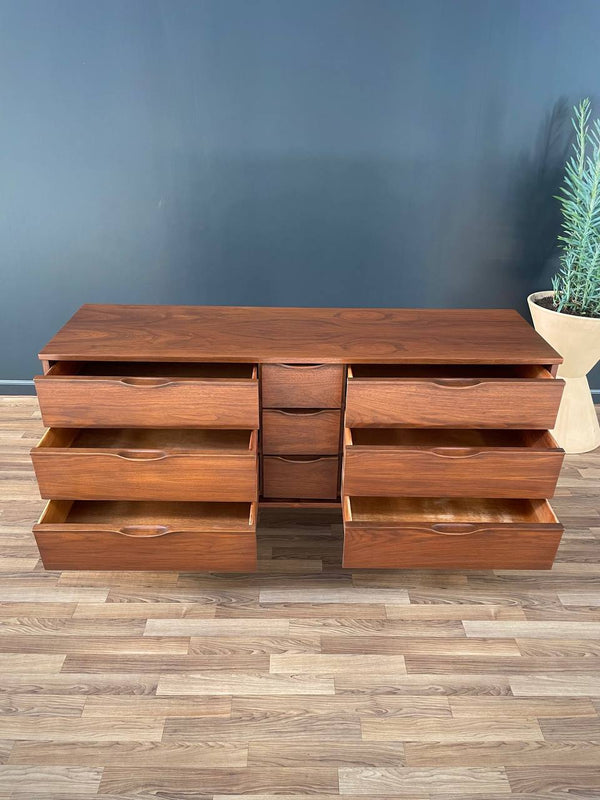 Mid-Century Modern Walnut 9-Drawer Dresser, c.1950’s