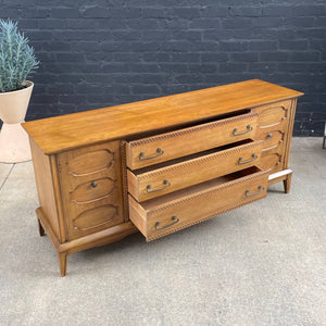 Mid-Century Modern 9-Drawer Dresser, c.1960’s