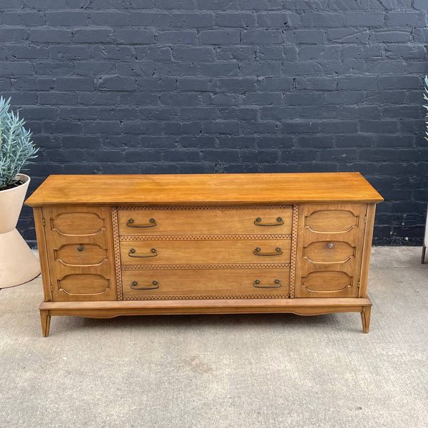 Mid-Century Modern 9-Drawer Dresser, c.1960’s