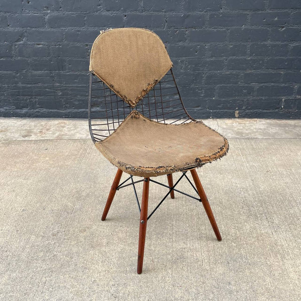 Mid-Century Modern Charles Eames Eiffel Base Swivel Chair for Herman Miller, c.1950’s