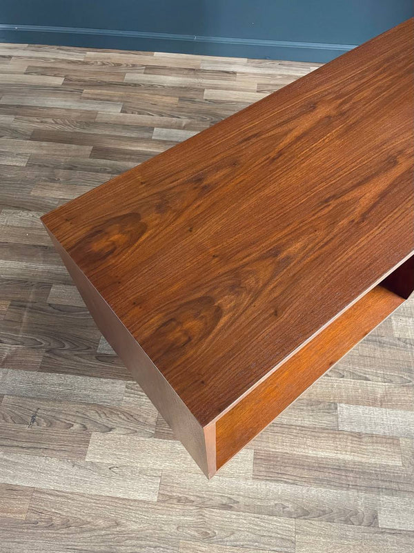 Mid-Century Modern Walnut Bookcase / Credenza, c.1960’s