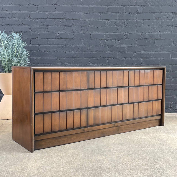 Mid-Century Modern 9-Drawer Walnut Dresser, 1960’s