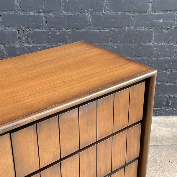 Mid-Century Modern 9-Drawer Walnut Dresser, 1960’s