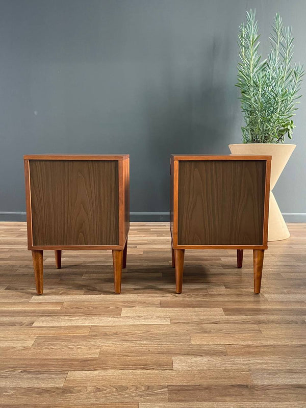 Pair of Mid-Century Modern Walnut Cube Night Stands, c.1960’s