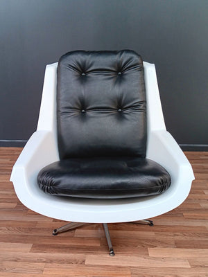 Vintage Post Modern “Alfa” Lounge Chair by Paul Tuttle, c.1970’s