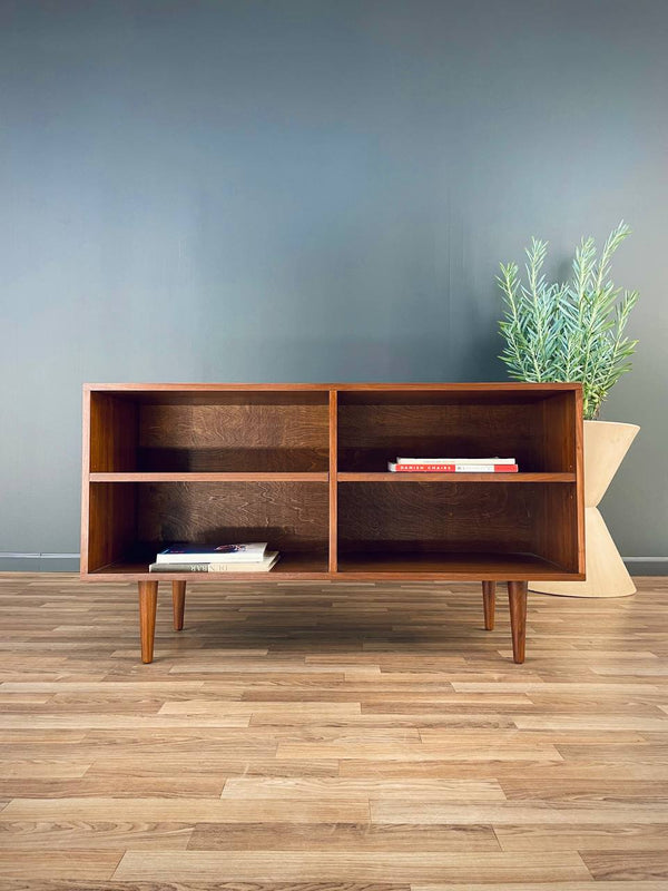 Mid-Century Modern Walnut Credenza / Bookcase, c.1960’s