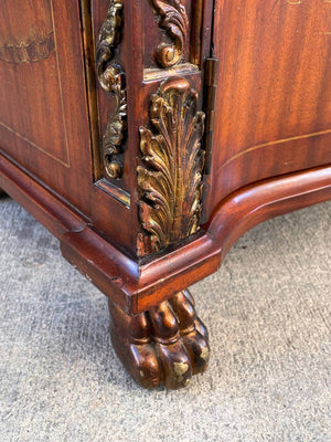 Chinoiserie-Themed, Painted & Parcel-Gilt Etagere Shelf by Maitland Smith