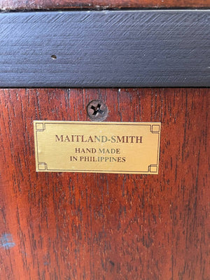 Chinoiserie-Themed, Painted & Parcel-Gilt Etagere Shelf by Maitland Smith