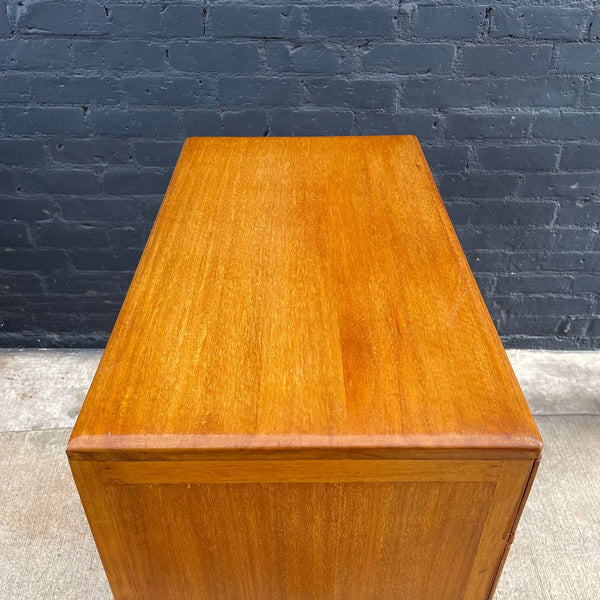 Mid-Century Modern Blonde Highboy Dresser, c.1950’s