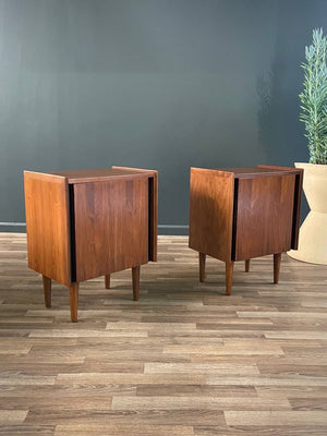 Pair of Mid-Century Modern Walnut Night Stands by Dillingham