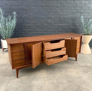 Mid-Century Modern 9-Drawer Walnut Dresser by Bassett, c.1960’s