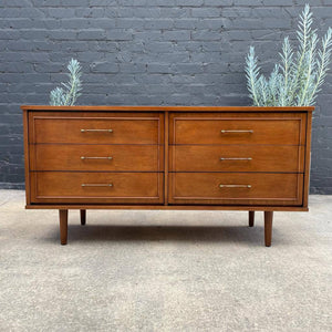 Mid-Century Modern Walnut 6-Drawer Dresser, c.1960’s